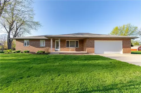 961 Heidi Rd, Bellefontaine, OH 43311