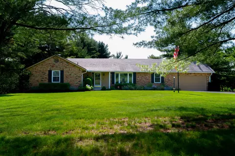 6126 Knollwood Rd, Springfield, OH 45502