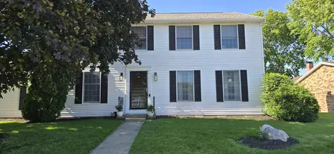 1814 Carlyle Dr, Piqua, OH 45356