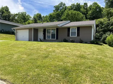 1213 Mayrose Dr, Dayton, OH 45449
