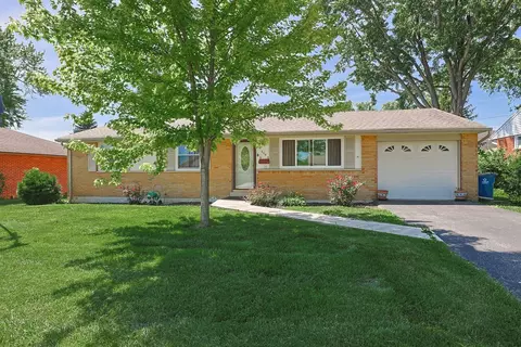 568 Barbara Dr, Tipp City, OH 45371