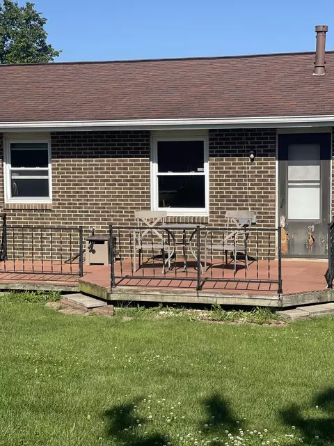 Exterior - 5427 Richmoor Rd, Springfield, OH 45503 photo 8 of 13