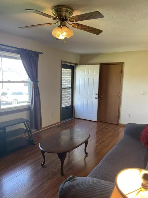 Entry Way - 5427 Richmoor Rd, Springfield, OH 45503 photo 1 of 2