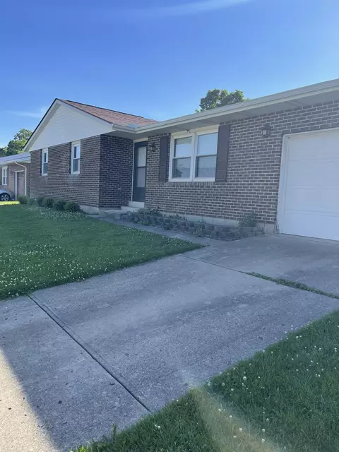 Exterior - 5427 Richmoor Rd, Springfield, OH 45503 photo 2 of 13