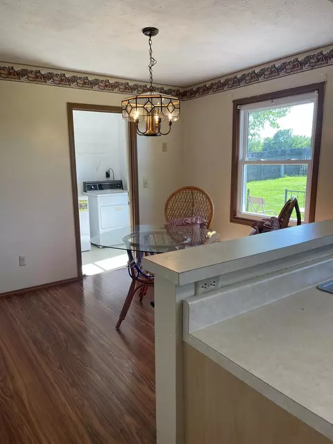 Dining - 5427 Richmoor Rd, Springfield, OH 45503 photo 2 of 2