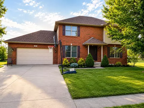 605 Plum Ridge Trl, Sidney, OH 45365