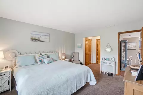 Bedroom - 1912 Wedgewood Cir, Springfield, OH 45503 photo 1 of 5