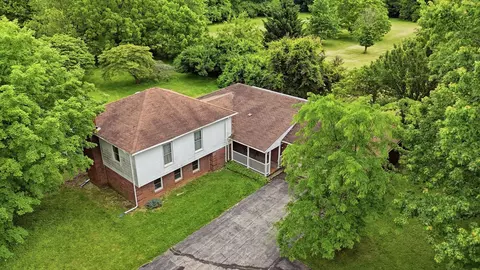 5844 Morris Rd, Springfield, OH 45502