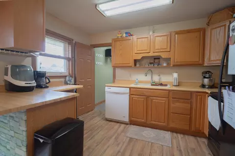 Kitchen - 308 Stewart Dr, Sidney, OH 45365 photo 1 of 2