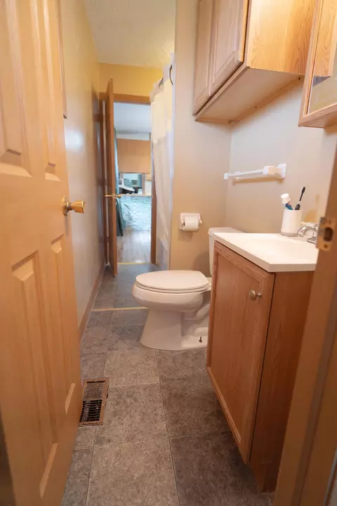 Bath - 308 Stewart Dr, Sidney, OH 45365 photo 3 of 3