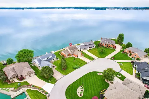 214 Mariners Point Dr, Celina, OH 45822