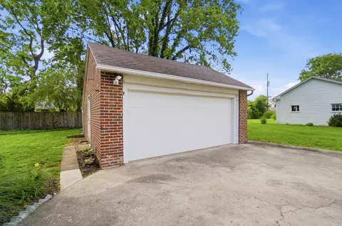 Exterior - 1707 Longview Dr, Springfield, OH 45504 photo 14 of 14