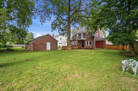 Exterior - 1707 Longview Dr, Springfield, OH 45504 photo 12 of 14