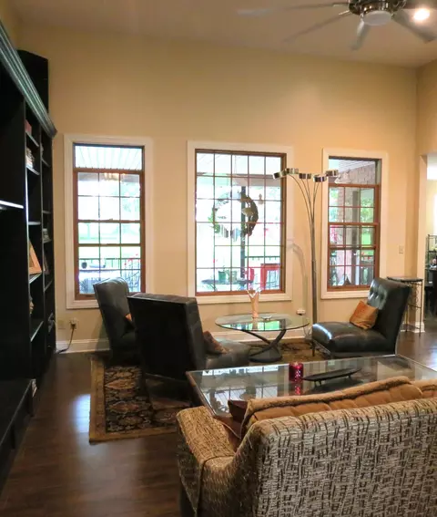 Living - 10900 Scott Rd, Sidney, OH 45365 photo 2 of 4