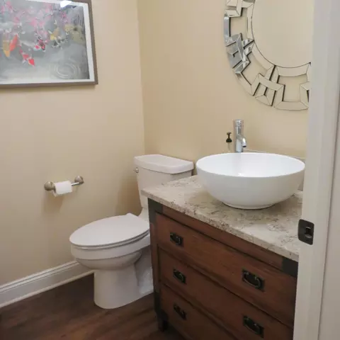 Bath - 10900 Scott Rd, Sidney, OH 45365 photo 5 of 6