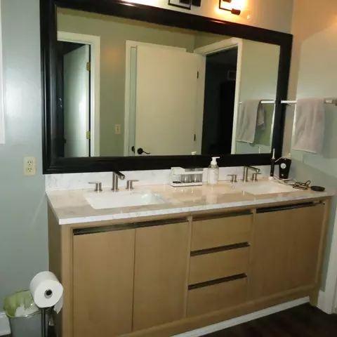 Bath - 10900 Scott Rd, Sidney, OH 45365 photo 4 of 6