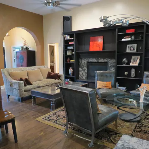 Living - 10900 Scott Rd, Sidney, OH 45365 photo 1 of 4