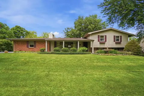 2756 Cottonwood Dr, Springfield, OH 45504
