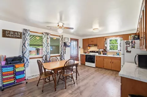 Kitchen - 4267 Helena Dr, Springfield, OH 45503 photo 1 of 7