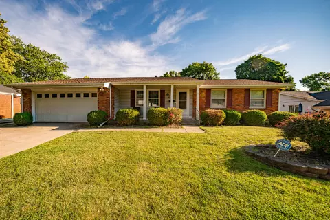 4939 Sweetbirch Dr, Dayton, OH 45424