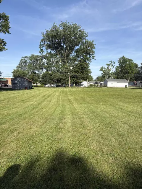 337 S Wilson Ave, Sidney, OH 45365 photo 3