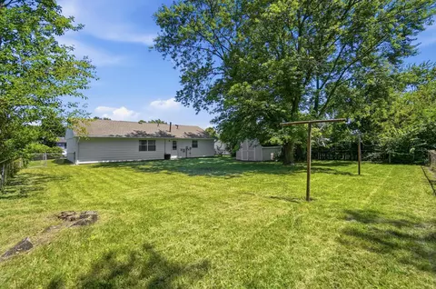 Exterior - 3151 Vineyard St, Springfield, OH 45503 photo 10 of 11