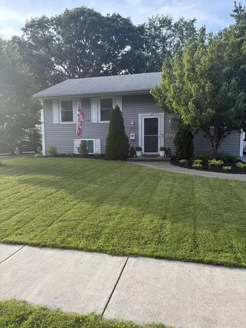 690 W Lane Ave, Lima, OH 45801