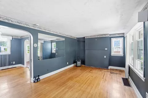 Living - 404 Rosewood Ave, Springfield, OH 45506 photo 1 of 1