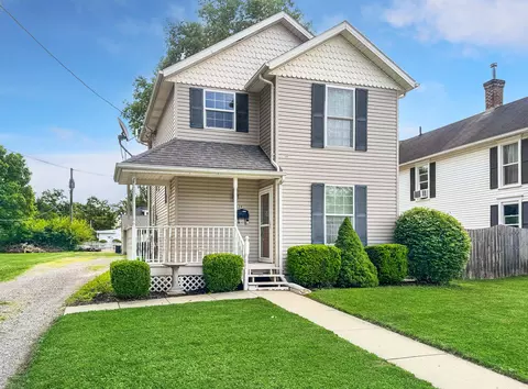 639 S Walnut St, Urbana, OH 43078