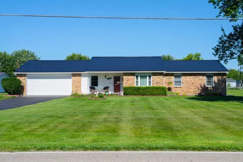 2561 Ballentine Pike, Springfield, OH 45502