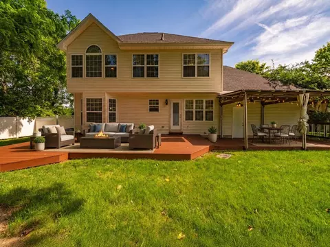 3415 Shakertown Rd, Beavercreek, OH 45430