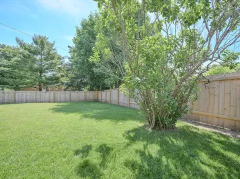 Exterior - 2606 Cavins Dr, Springfield, OH 45503 photo 6 of 10