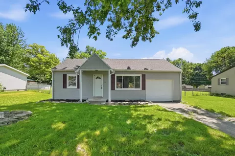 Exterior - 316 Hickory Dr, Springfield, OH 45503 photo 3 of 8