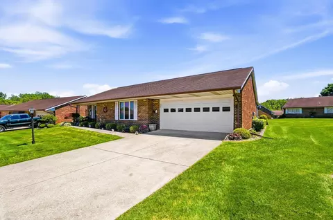 1143 Armsgate Rd, Springfield, OH 45503