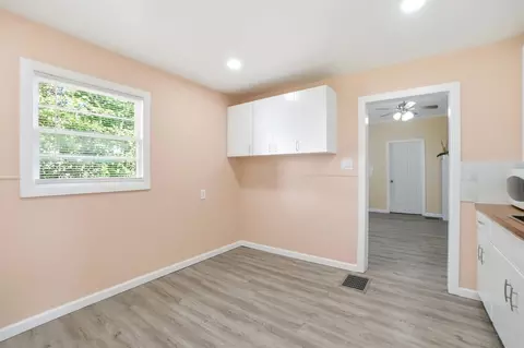 Entry Way - 1018 Cypress St, Springfield, OH 45505 photo 2 of 2
