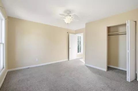 Bedroom - 1018 Cypress St, Springfield, OH 45505 photo 5 of 5