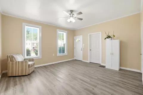 Living - 1018 Cypress St, Springfield, OH 45505 photo 1 of 4