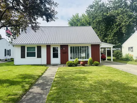 806 Hemlock St, Celina, OH 45822