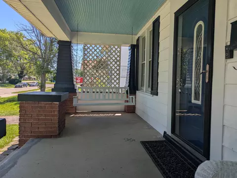 Exterior - 129 Hampton Pl, Springfield, OH 45504 photo 3 of 3