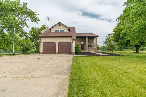 Exterior - 7455 Wright-moyer Rd, Sidney, OH 45365 photo 2 of 14