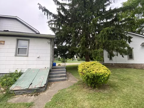 Exterior - 417 E Poplar St, Sidney, OH 45365 photo 7 of 7