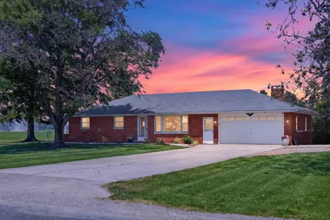 10517 Glenmore Rd, Ohio City, OH 45874
