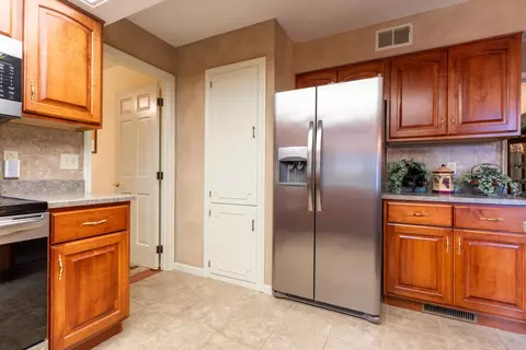 Kitchen - 1768 Letitia Dr, Sidney, OH 45365 photo 2 of 3