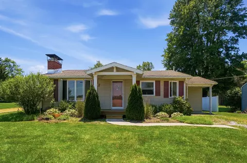 2164 E 4th St, Lima, OH 45804
