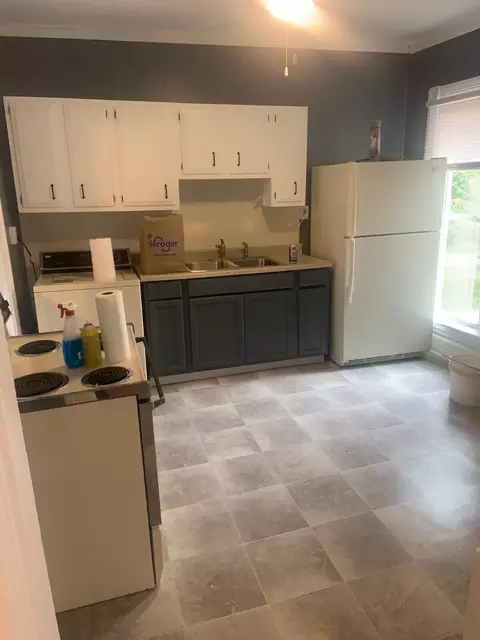 Kitchen - 912 Park St, Sidney, OH 45365 photo 1 of 1