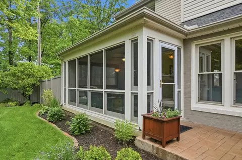 Exterior - 2005 Audubon Park Dr, Springfield, OH 45504 photo 10 of 23