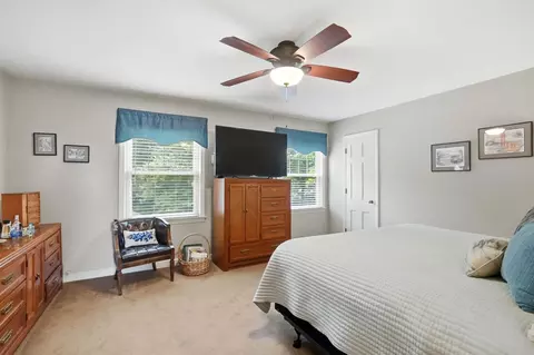 Bedroom - 2005 Audubon Park Dr, Springfield, OH 45504 photo 1 of 8