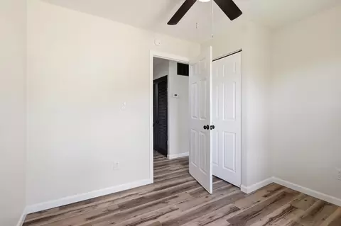 Bedroom - 621 S Douglas Ave, Springfield, OH 45505 photo 6 of 6