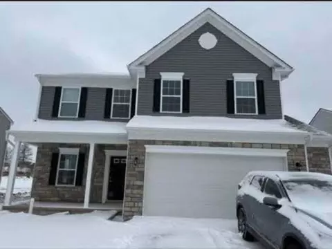 322 White Pines Dr, Bellefontaine, OH 43311