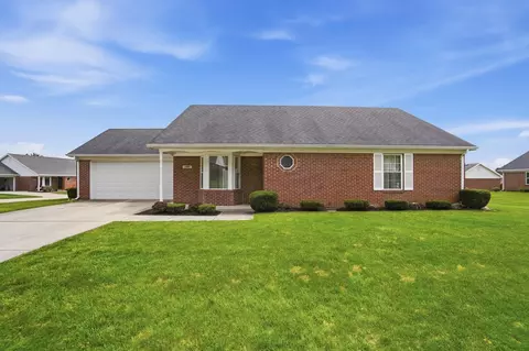 Exterior - 1167 Old Farm Ln, Springfield, OH 45503 photo 1 of 8